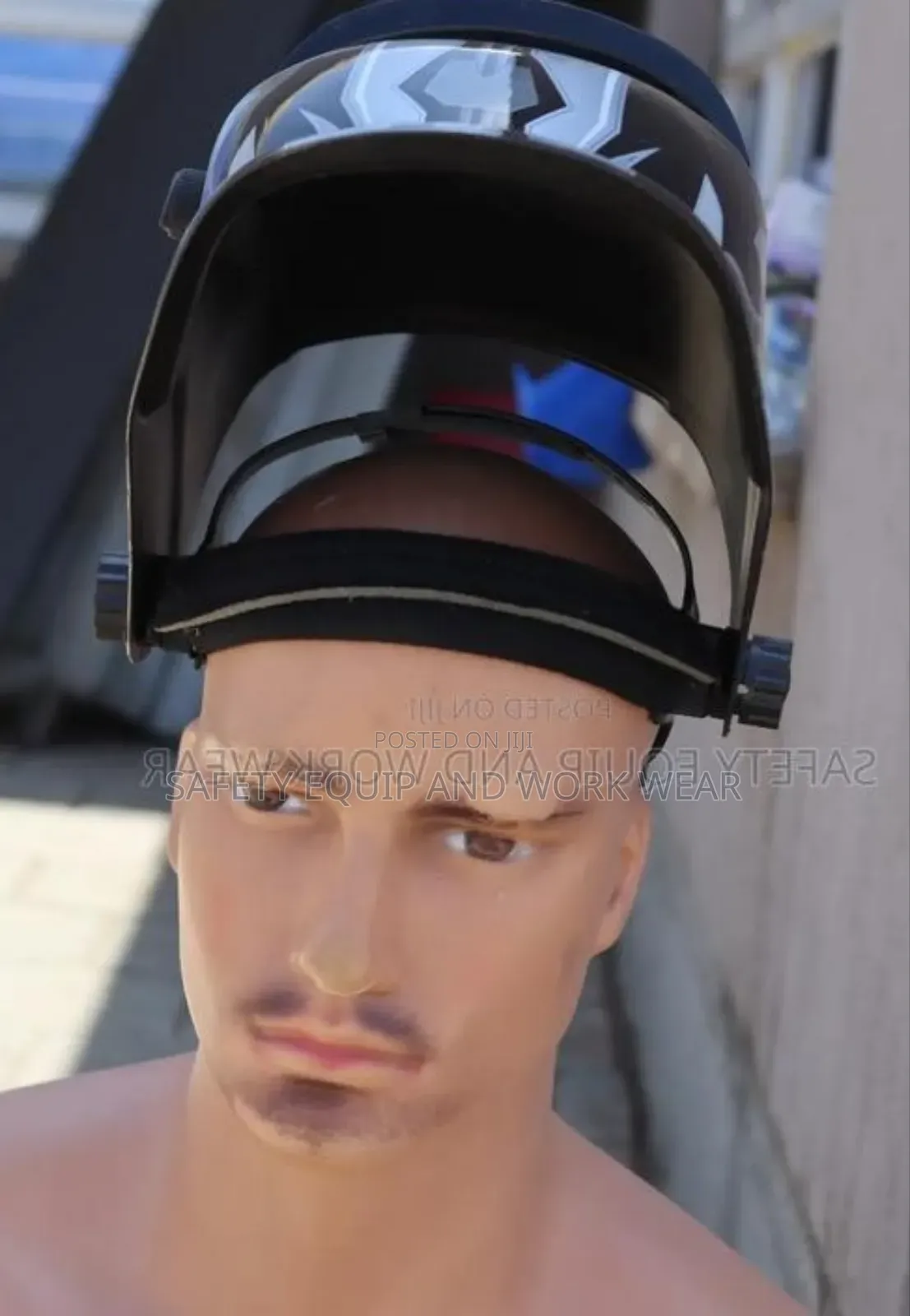 Smart Welding Helmet