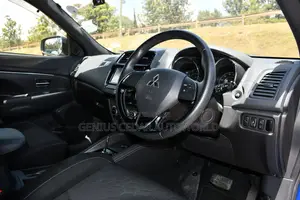Mitsubishi RVR 2019 Blue