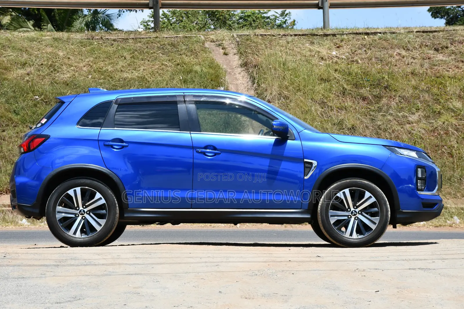 Mitsubishi RVR 2019 Blue