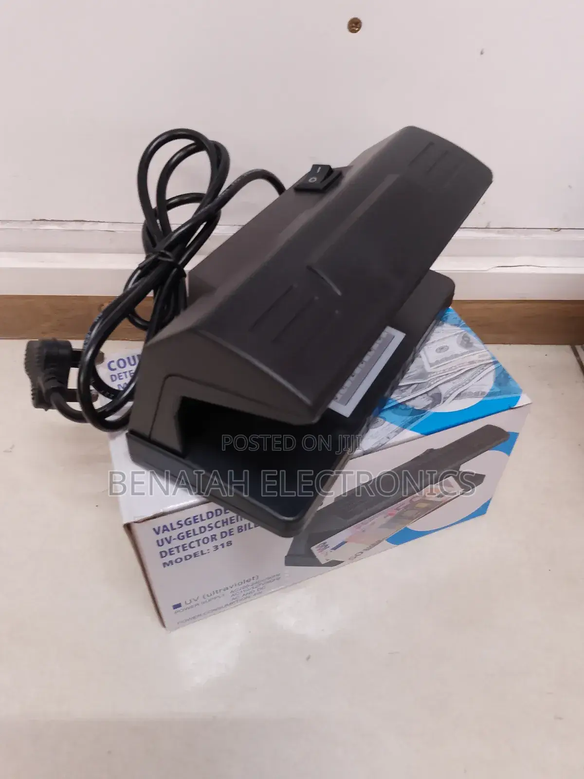 Accurate Money Detector Machine