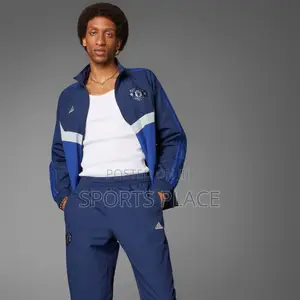 New Original Manchester United Tracksuit 2025