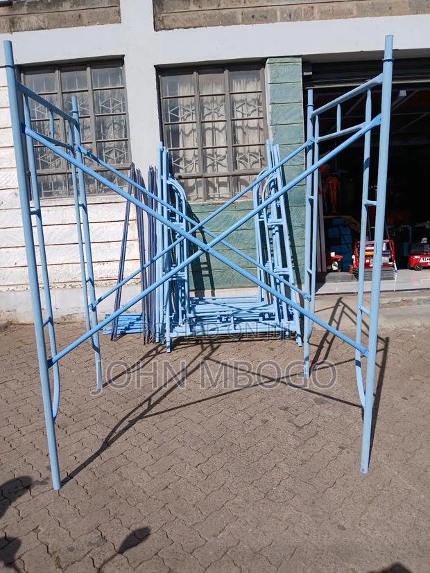 Construction Scaffolding H Frames . - thumbnail 2