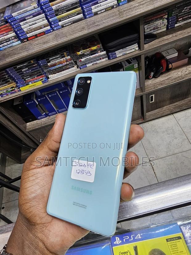 Samsung Galaxy S20 FE 128 GB Blue - thumbnail 3