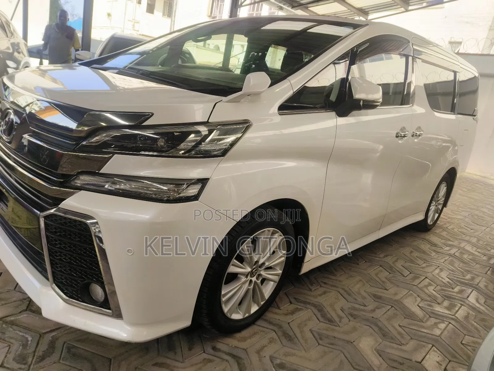 Toyota Vellfire 2018 White