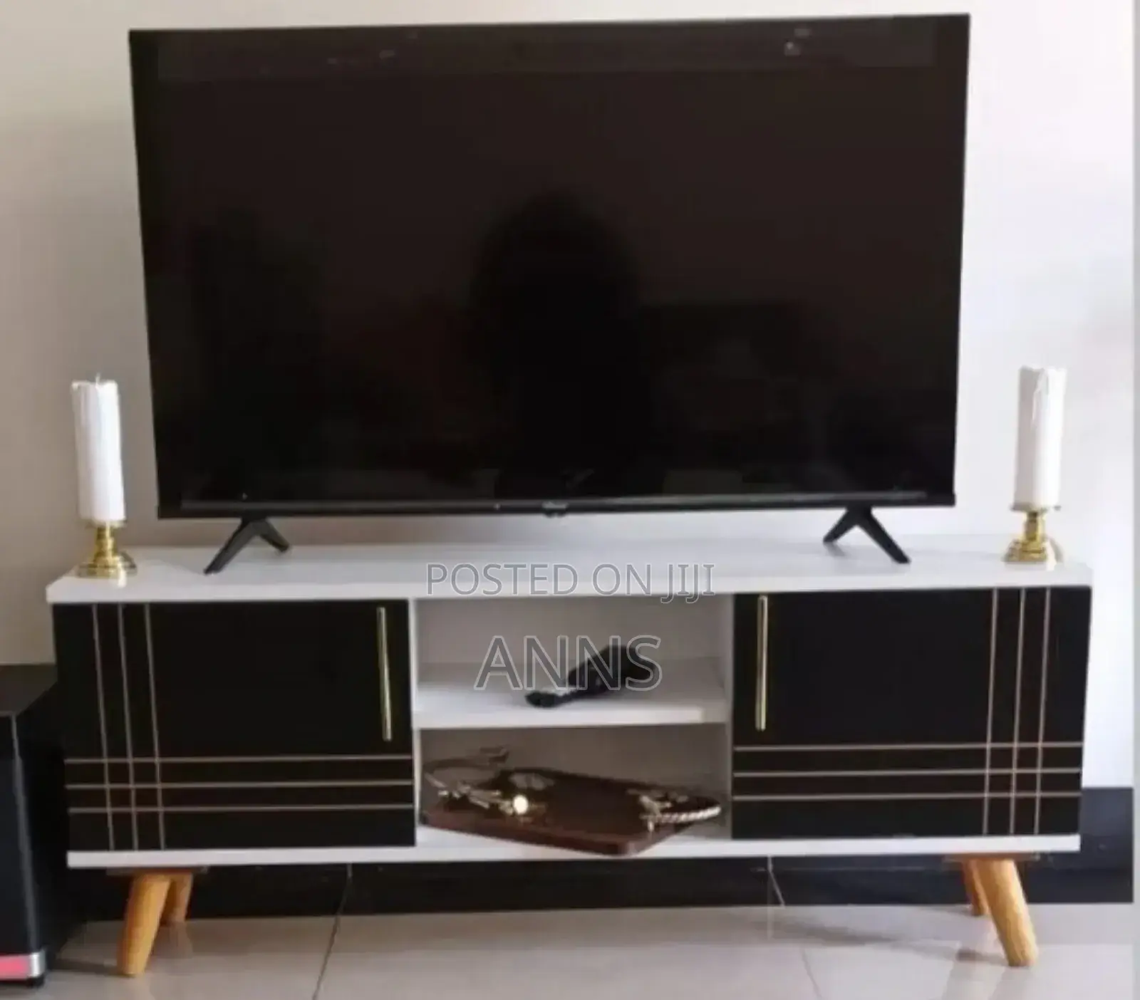 Sydney 5 Feet Black Striped Television Stand