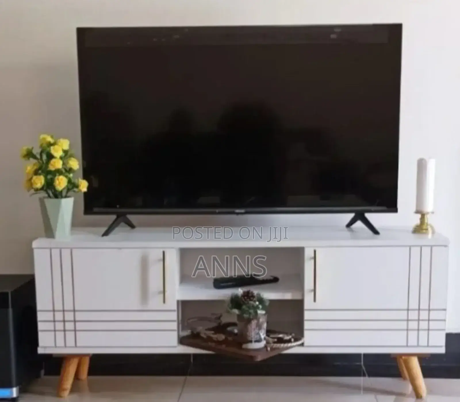 Sydney 5ft White Television Stand
