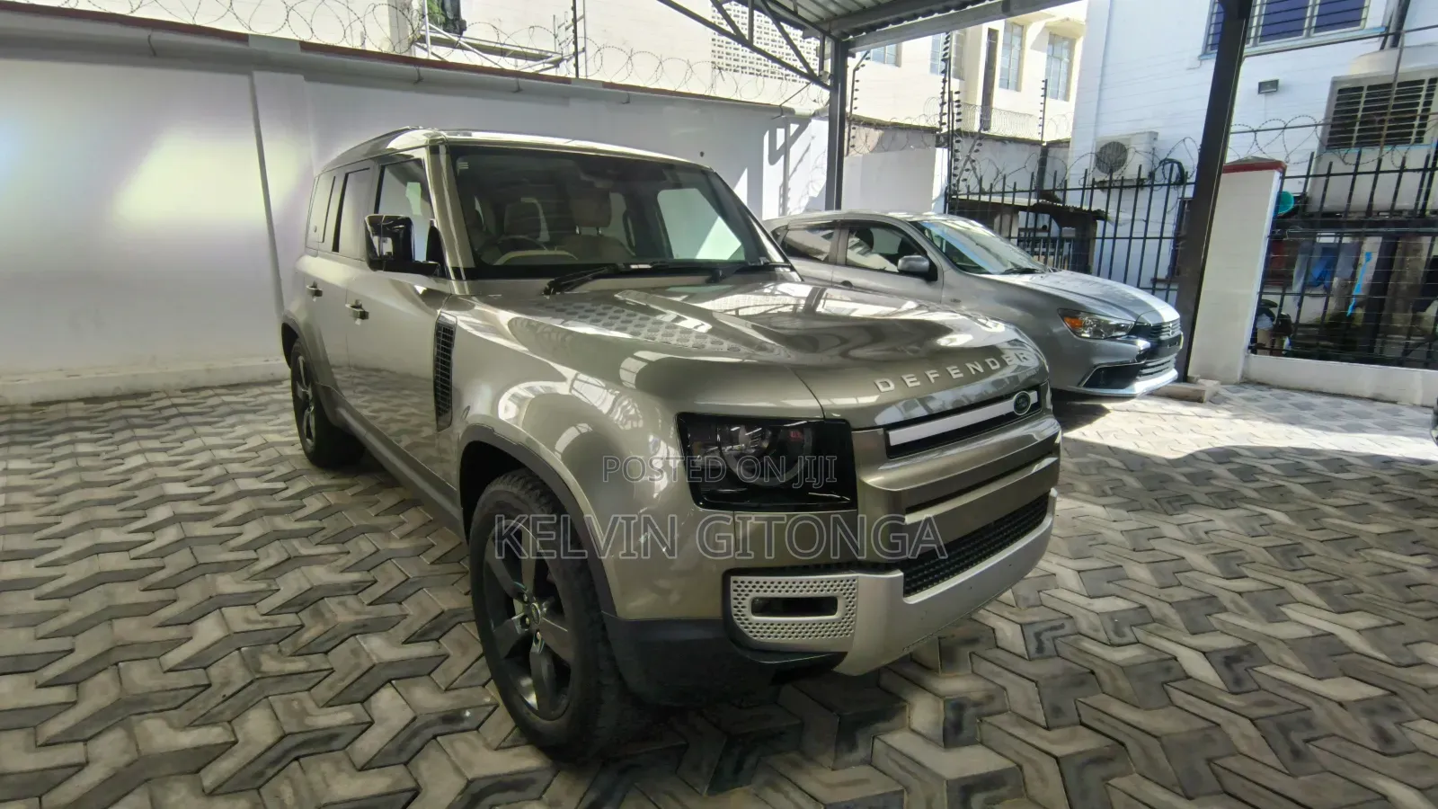 Land Rover Defender 2019 Green