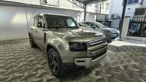 Land Rover Defender 2019 Green