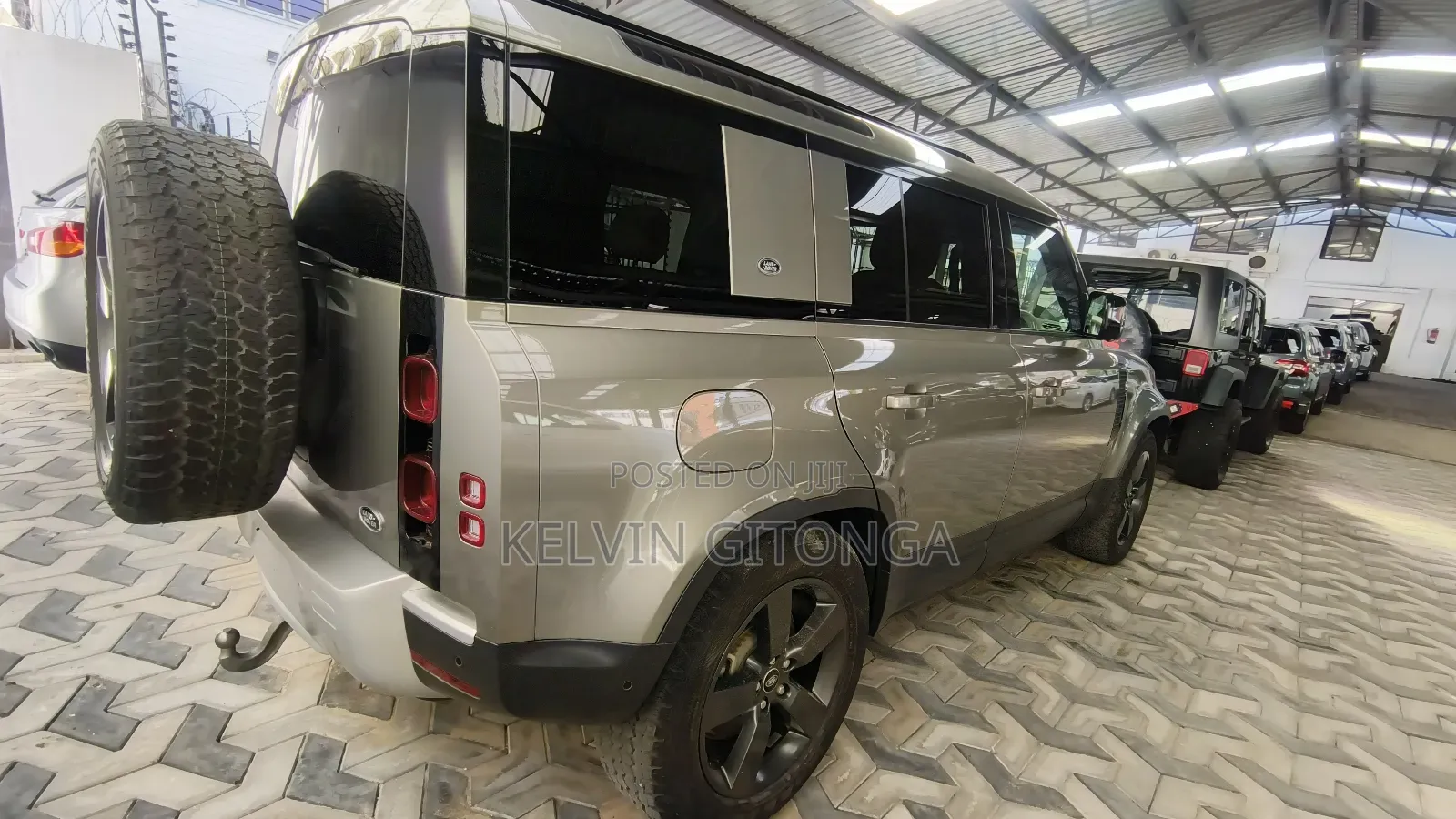 Land Rover Defender 2019 Green