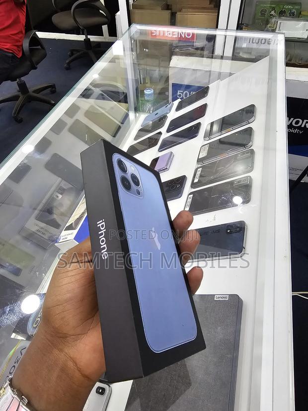 New Apple iPhone 13 Pro Max 256 GB Gold - thumbnail 4