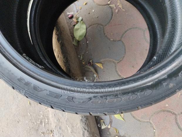 235/35r19 Goodyear - thumbnail 5