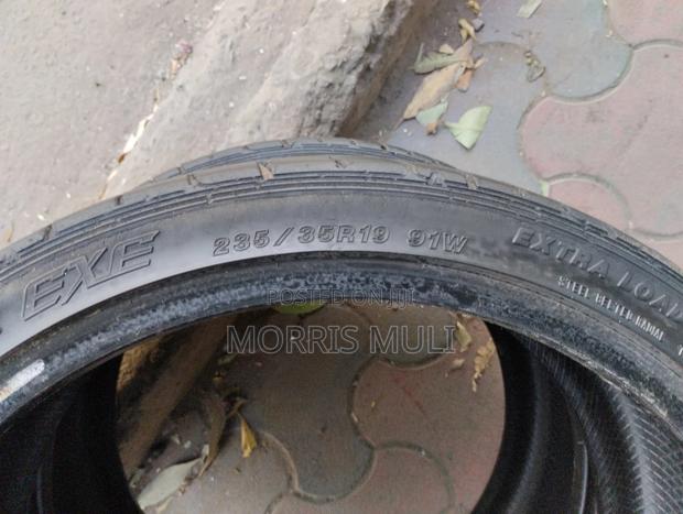 235/35r19 Goodyear - thumbnail 9