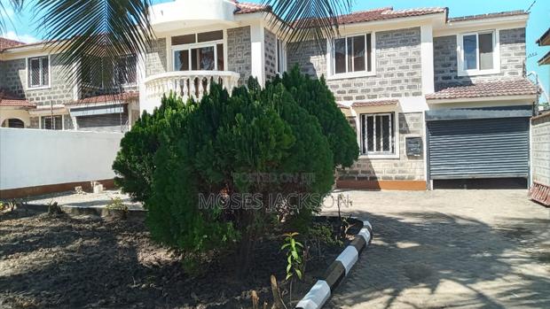 4bdrm Maisonette in Utange for Sale