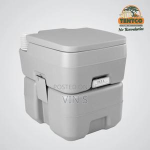 Portable Toilet; Portâble Toîlet> Pórtable Tóilet - main view