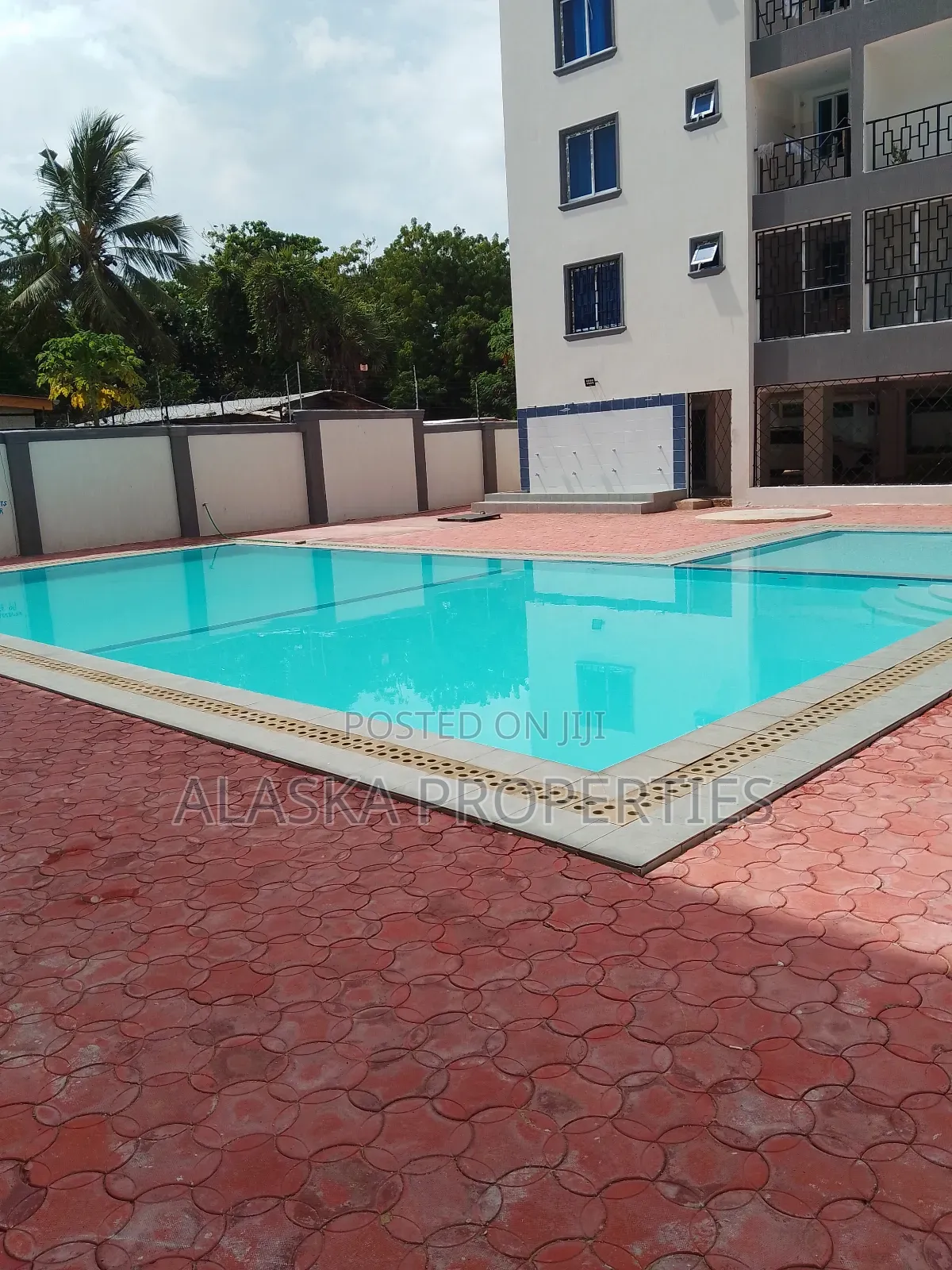 3bdrm Apartment in Nyali Estate for sale