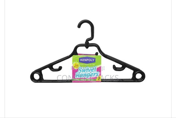 60pcs Kenpoly Swivel Hanger.