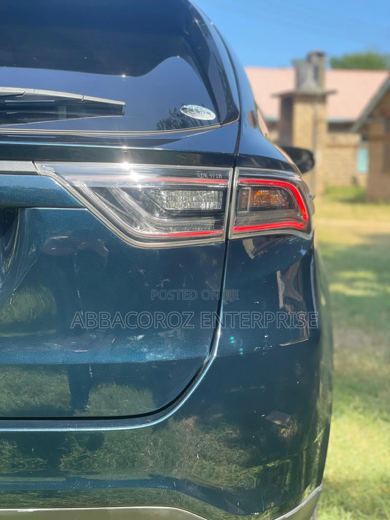 Toyota Harrier 2.0 4WD 2016