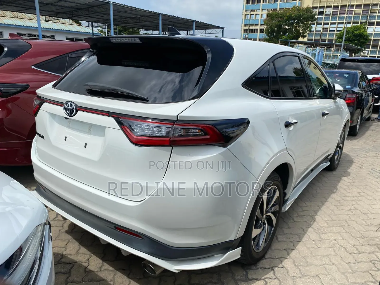 Toyota Harrier 2.0 Turbo 4WD 2019 Pearl