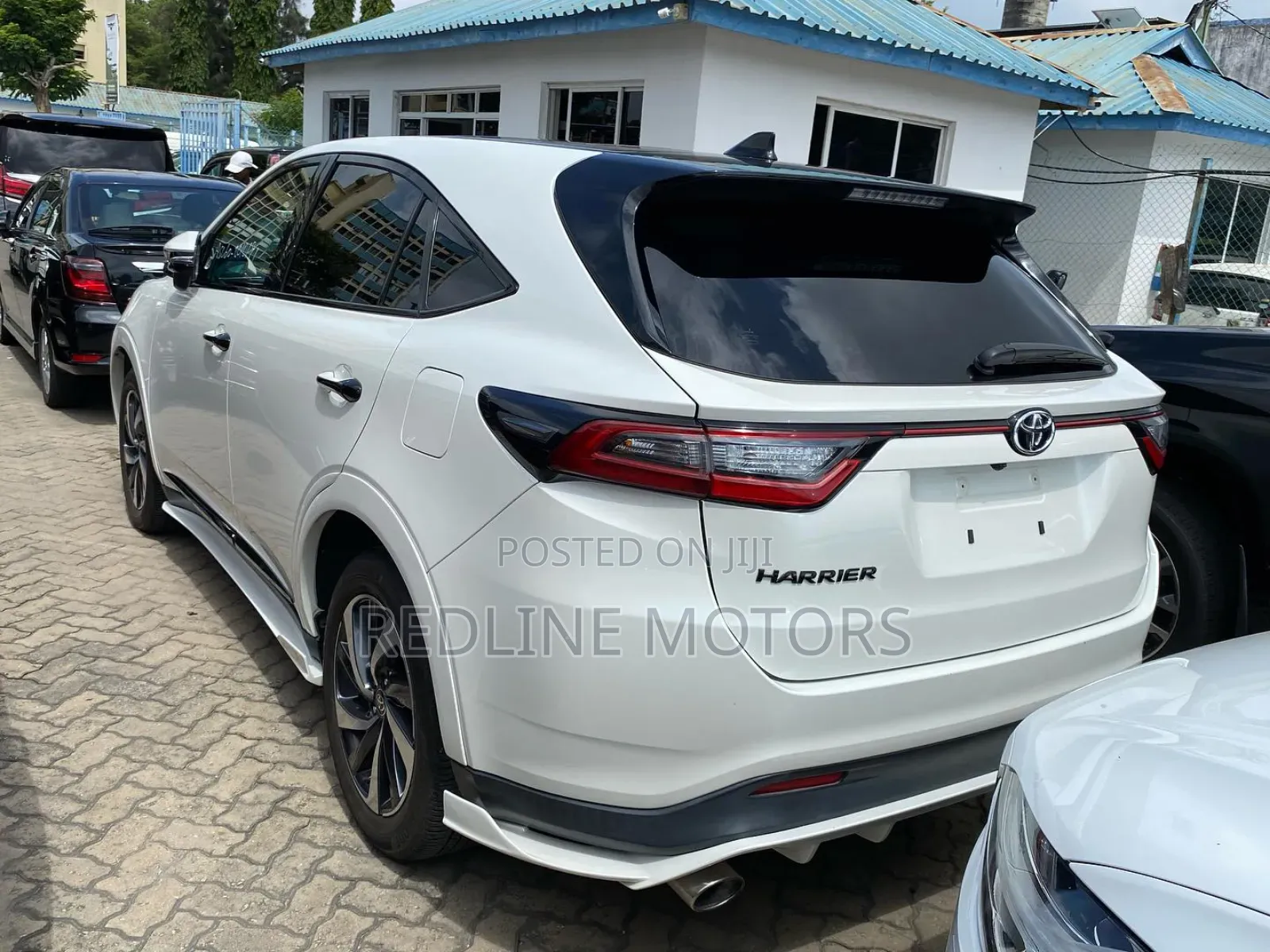 Toyota Harrier 2.0 Turbo 4WD 2019 Pearl