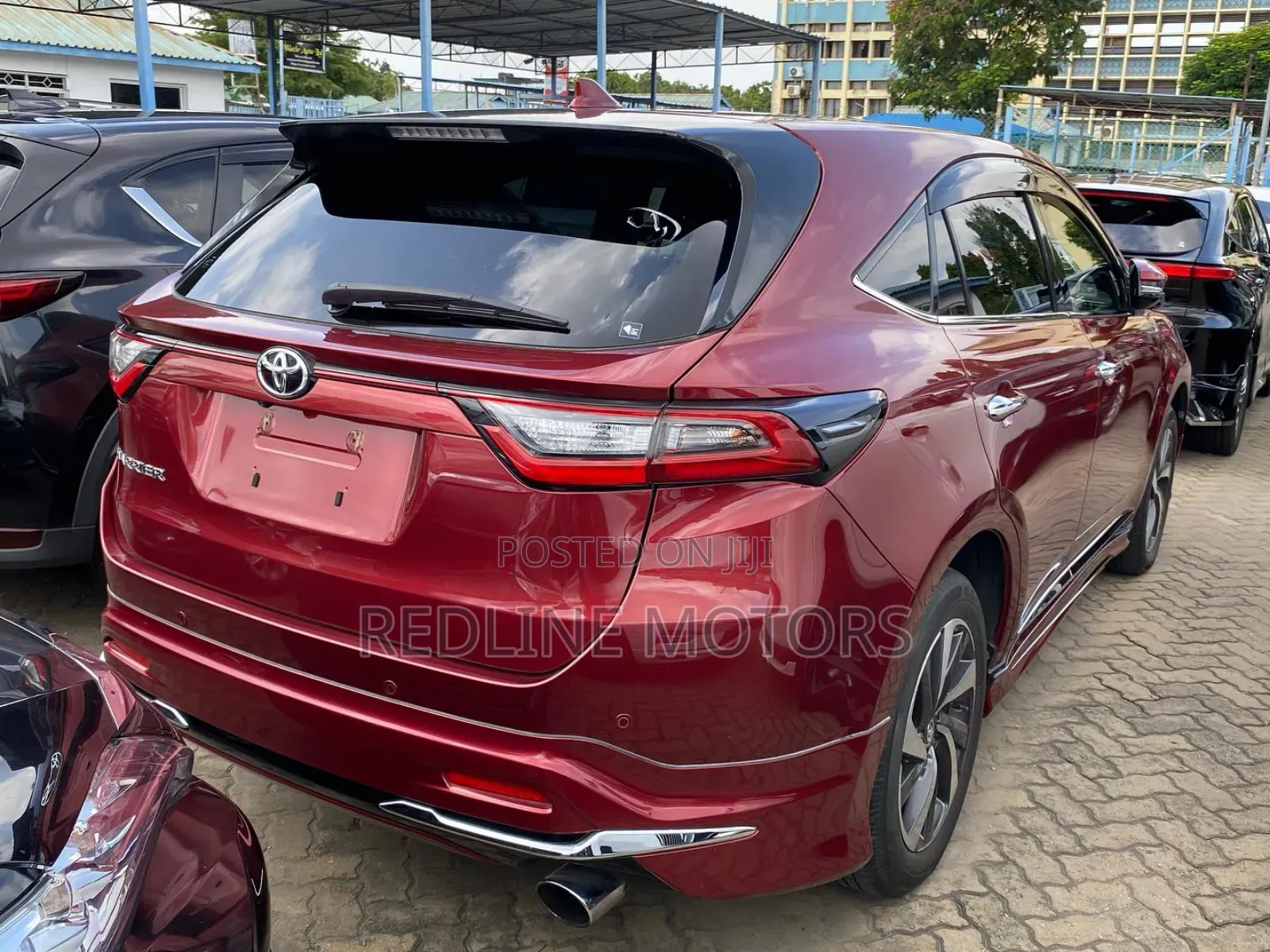 Toyota Harrier 2.0 Turbo 4WD 2019 Red