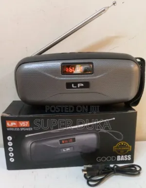 Bluetooth Radio.Rechargeable Wireless LP V57.Fm Usb Aux.