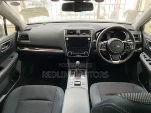 Subaru Legacy 2.5i Limited AWD 2018 White