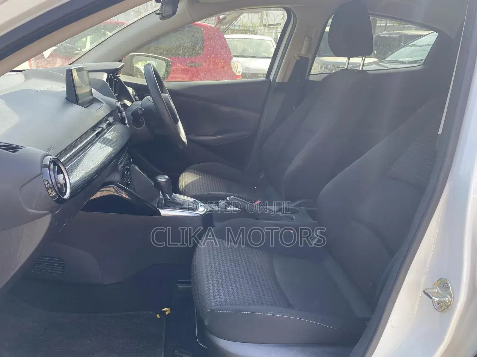 Mazda Demio 2018 White