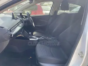 Mazda Demio 2018 White