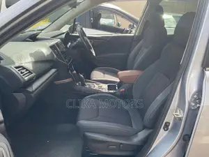 Subaru Forester 2018 Silver