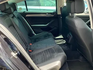 Volkswagen Passat 2017 Matt Black