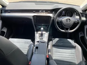 Volkswagen Passat 2017 Matt Black