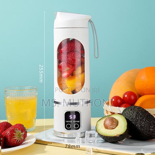 450ml Portable Fruit Juicer With 8 Page Blade - main view