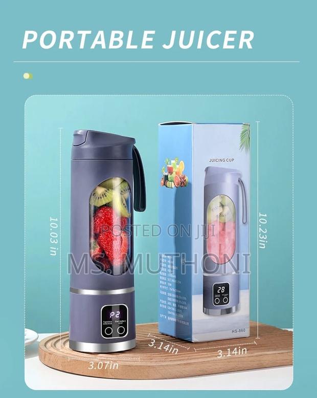 450ml Portable Fruit Juicer With 8 Page Blade - thumbnail 4