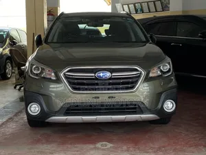 Subaru Outback 2017 Green