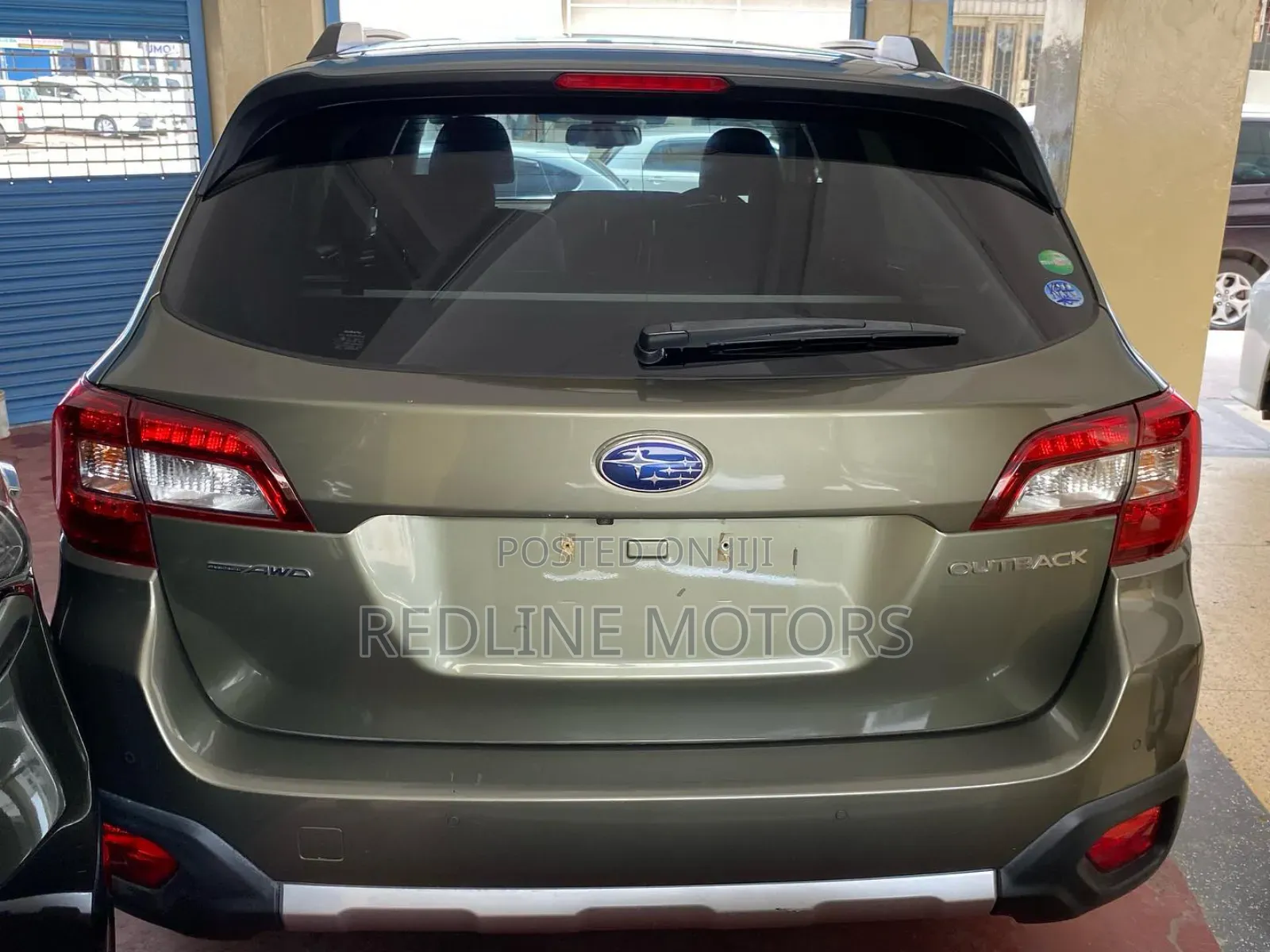 Subaru Outback 2017 Green