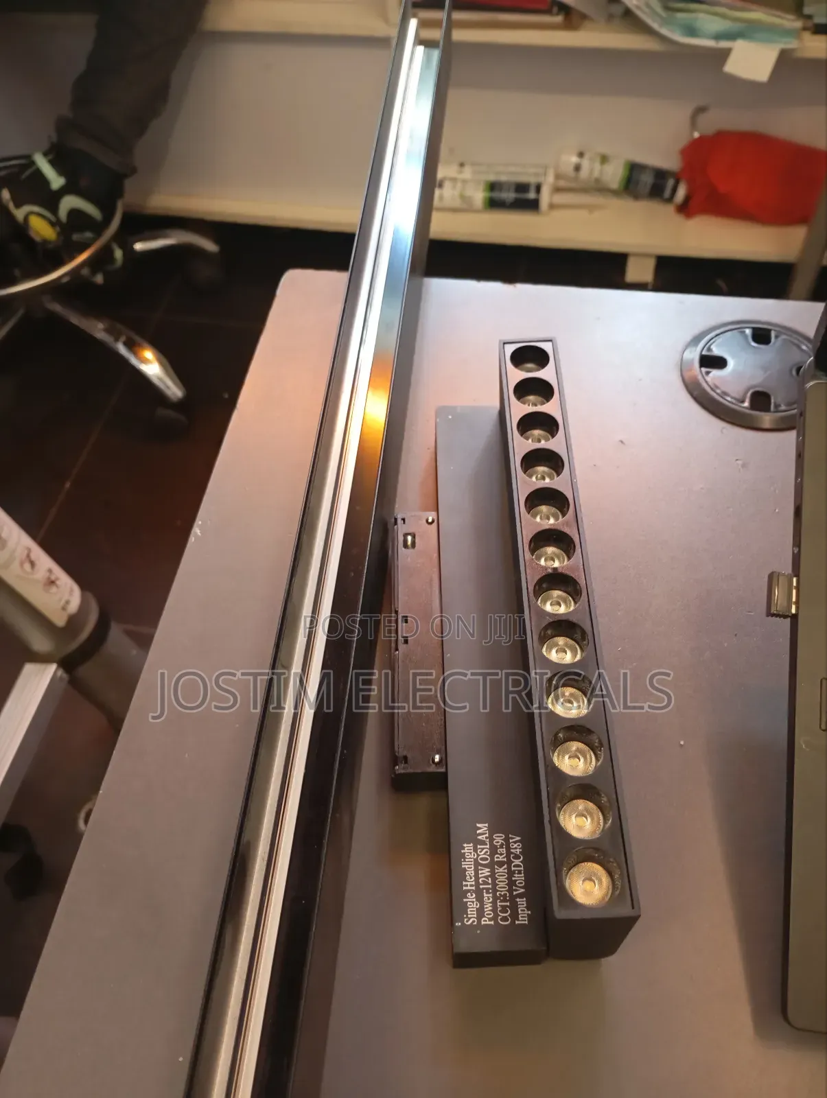 12W 48V Magnetic Track Light LED Track Light Magnetic
