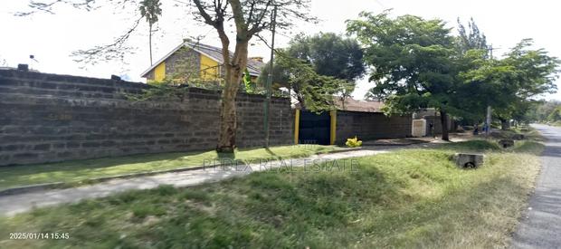 1⁄4 Acre Touching Tarmac in Section 58, Next to UDA Offices - thumbnail 6