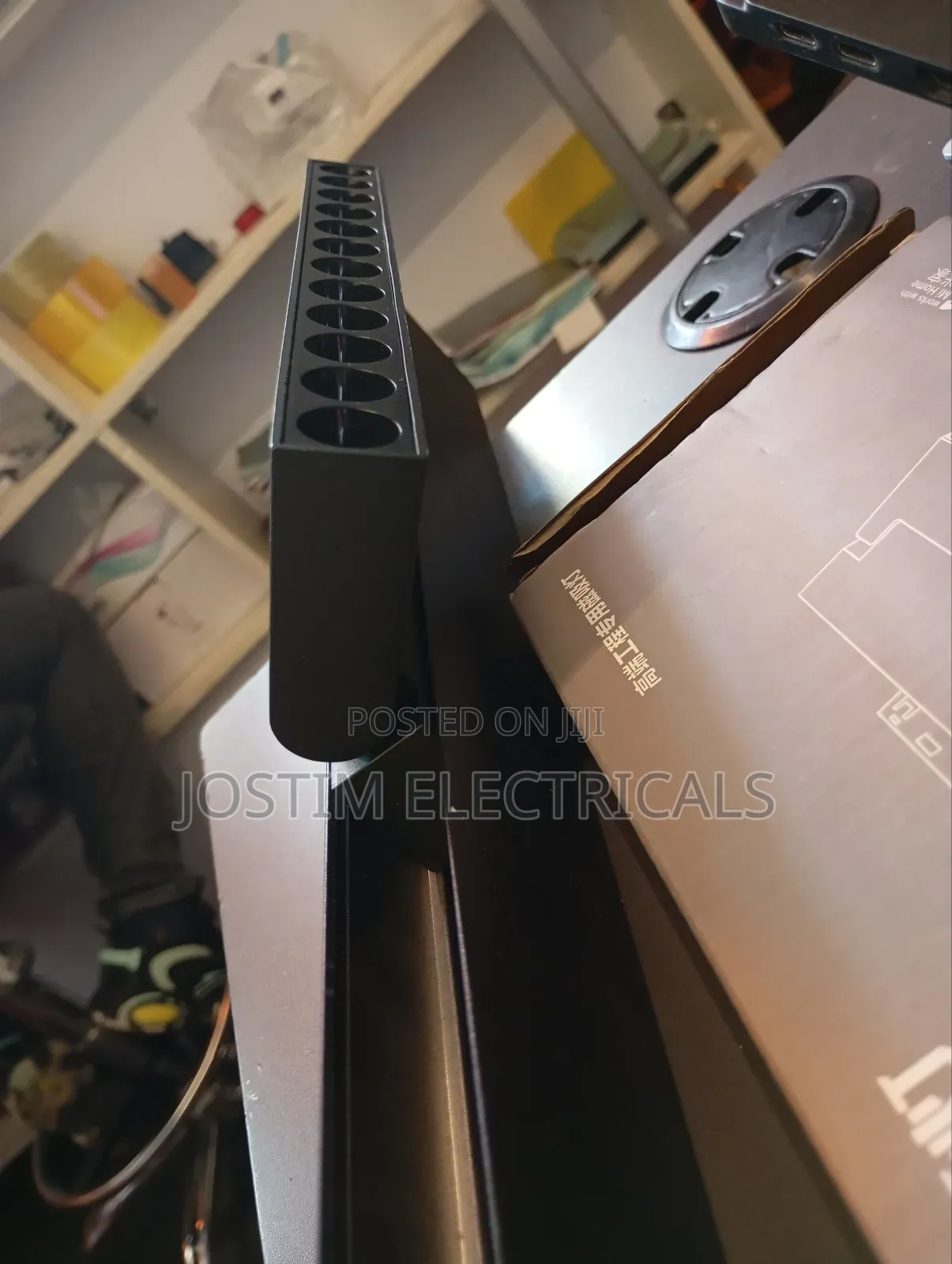 Ceiling Mount 48V Magnetic Track Light System