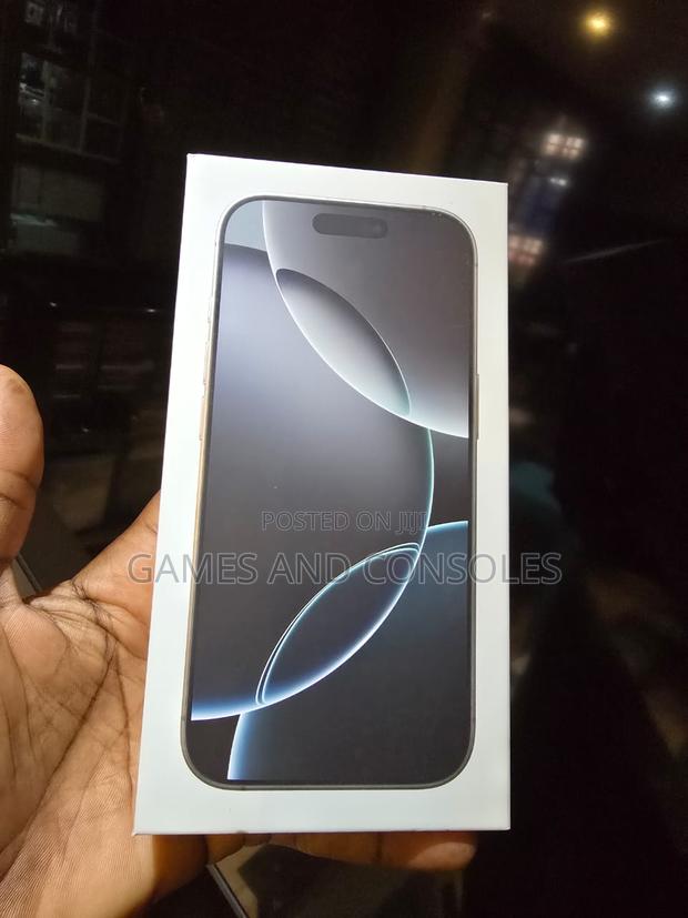 New Apple iPhone 16 Pro Max 512 GB - main view