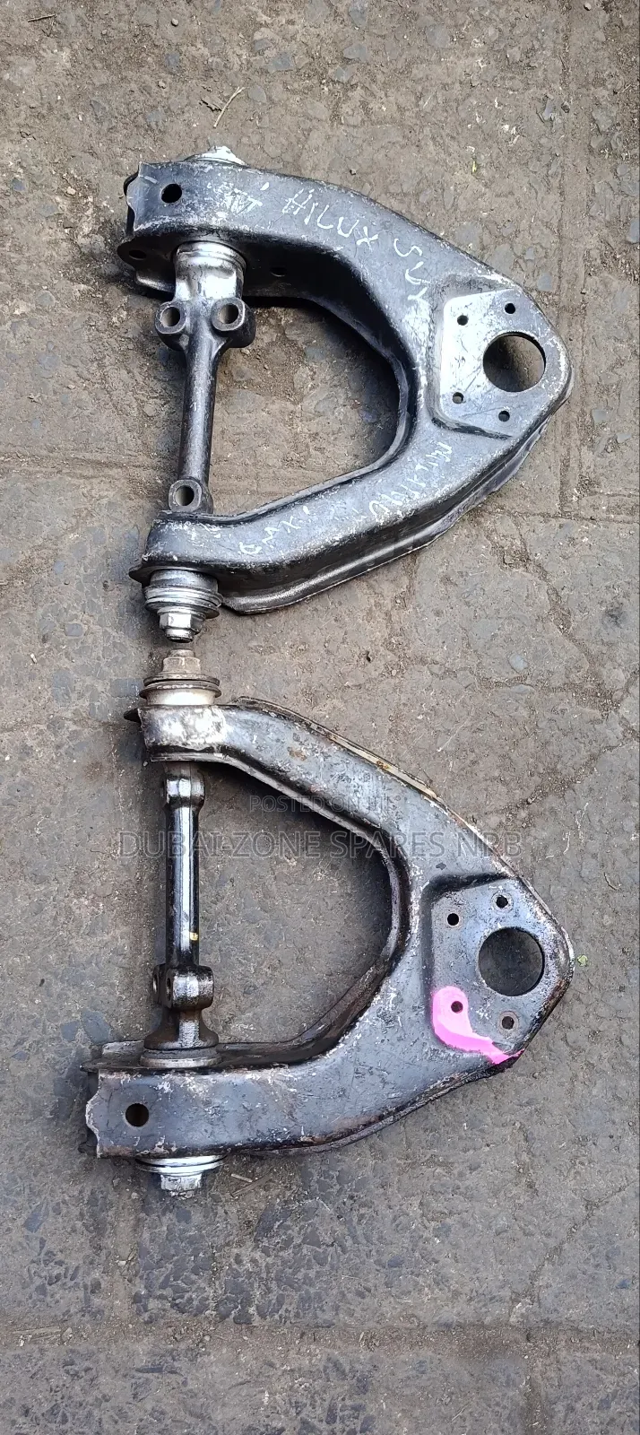 Upper Control Arms Hilux Surf Millennium.