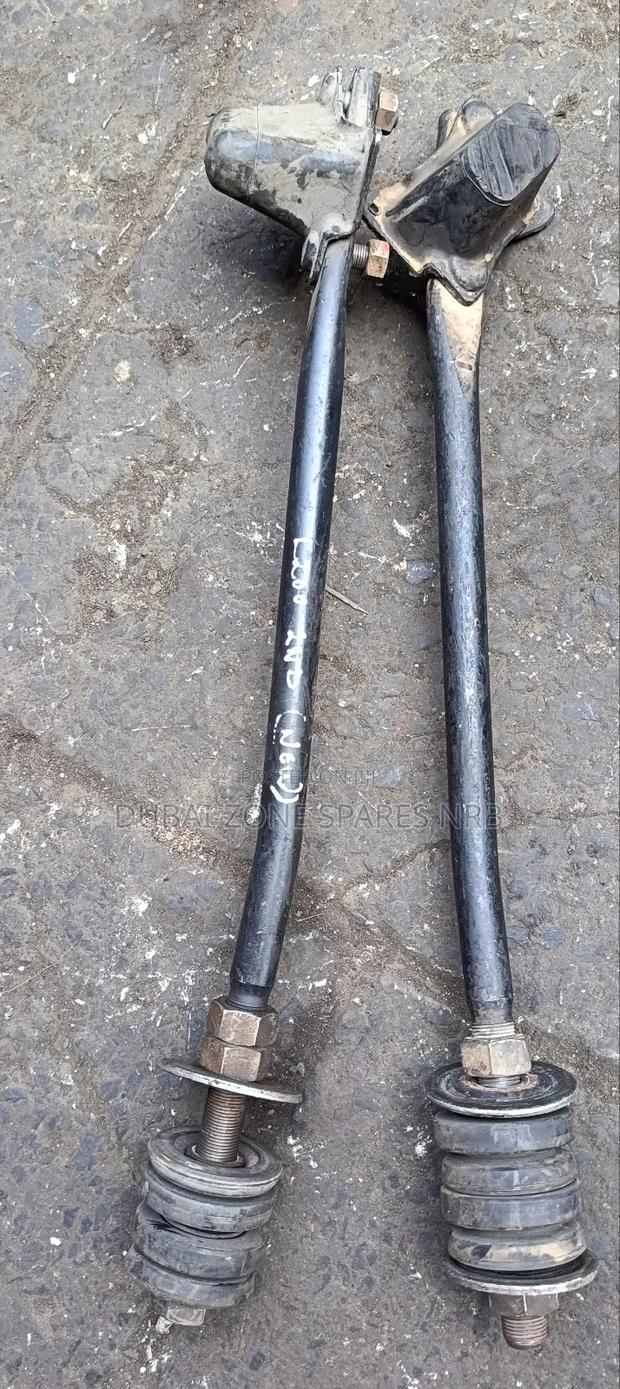 L200 2-Wheel Drive 2012 Control Arms.