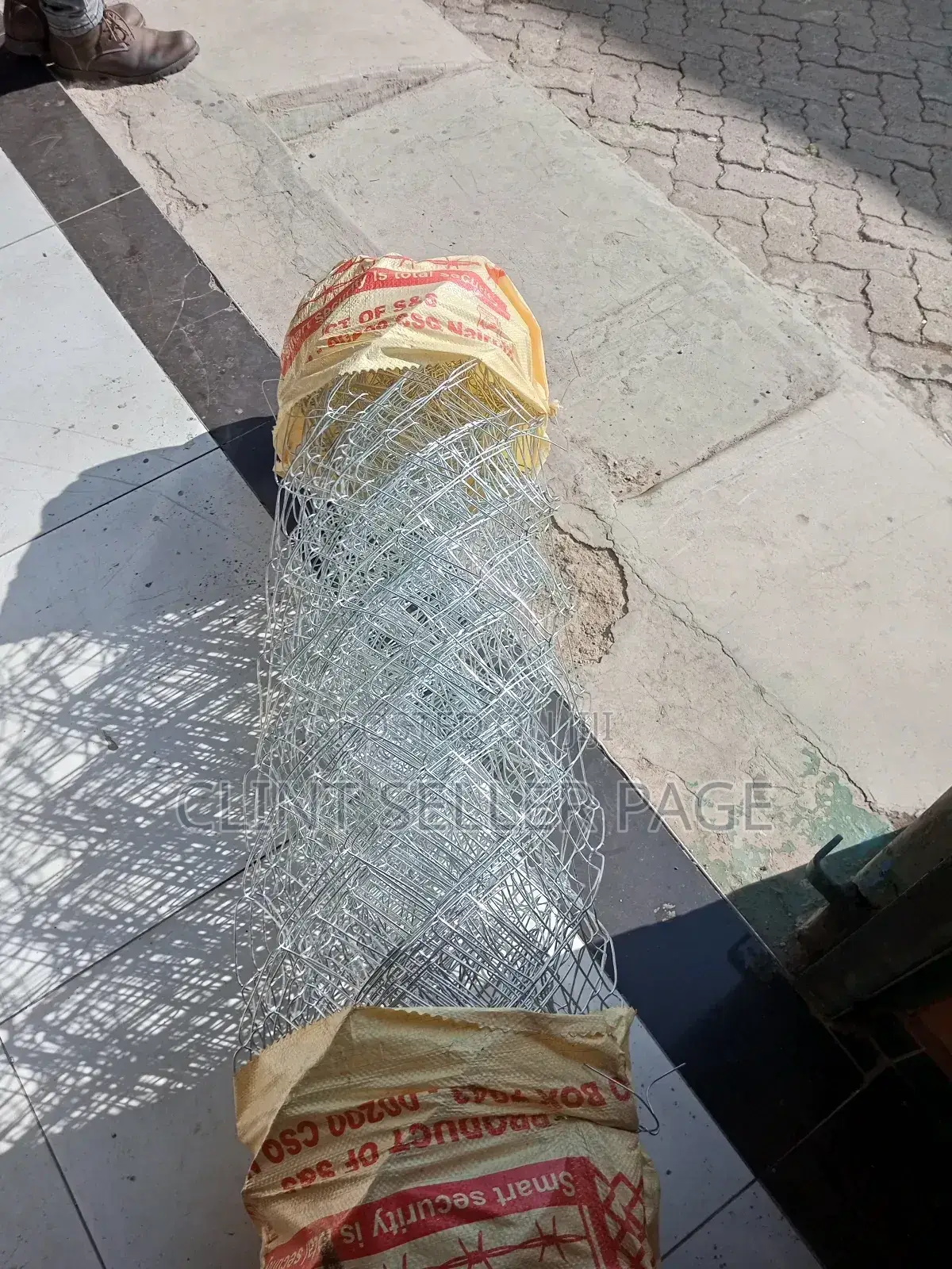 Galvanized Chain Link/ Iron Wave.