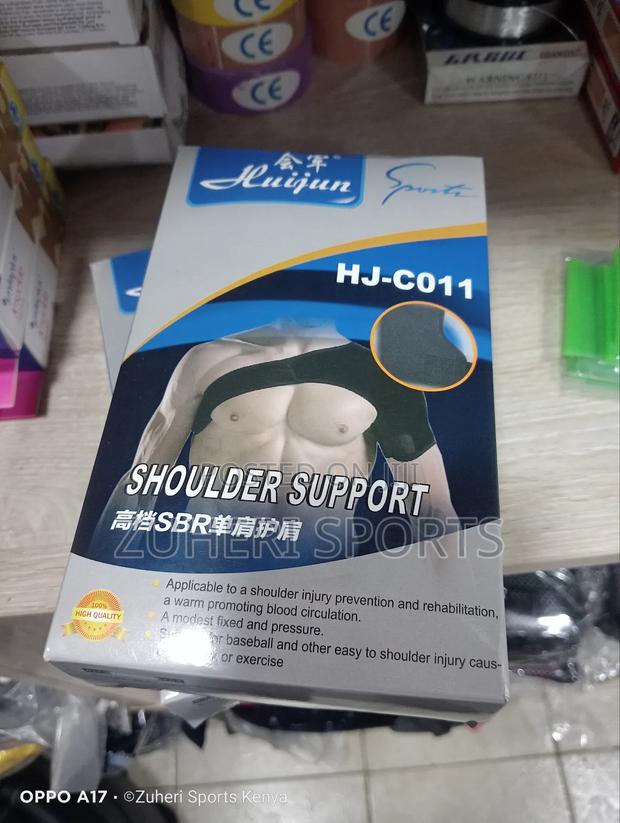 Shoulder Support Brace for Rehabilitation and Recovery