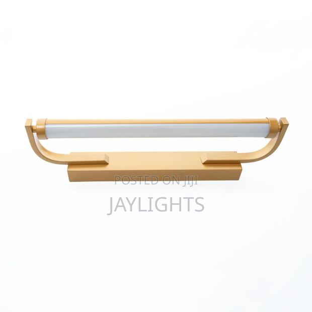 Modern Wall Mounted Makeup Mirror Front Lamp Mirror Light - main view