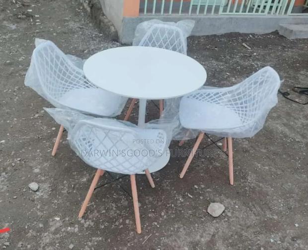 Round Table Available