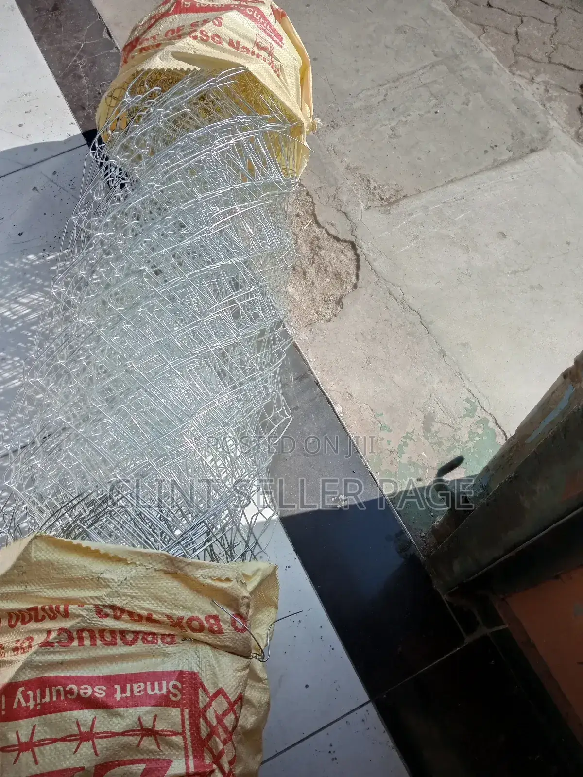 Galvanized Chain Link/Grid Flex.