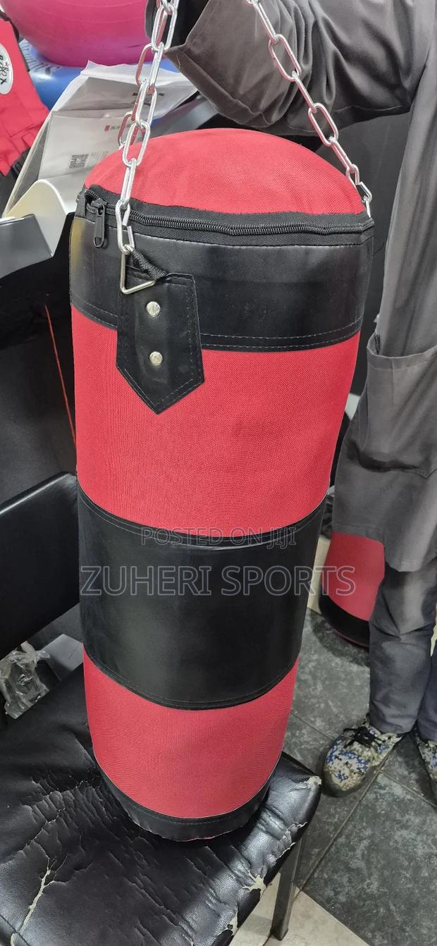 Hanging Punching Bag 80cm Heavy Duty Bag - thumbnail 3