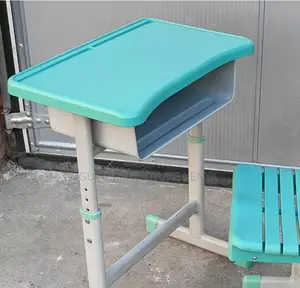 Kid's Furniture:Modern Simple Adjustable Kids Desk and Chair