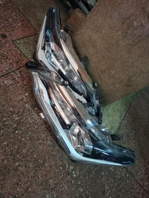 Toyota Ex Japan Fielder 2016 Non Xenon Headlights.