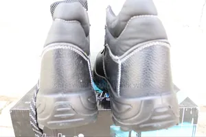 Vaultex Safety Shoes